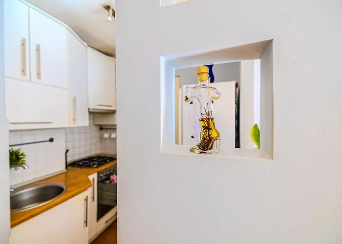 Zelazna Street Apartment
