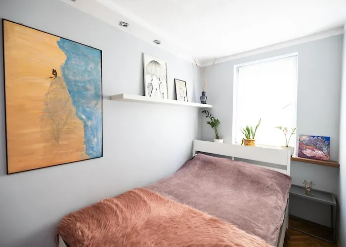 Zelazna Street Apartment
